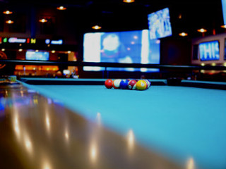 Sell a pool table in Macon